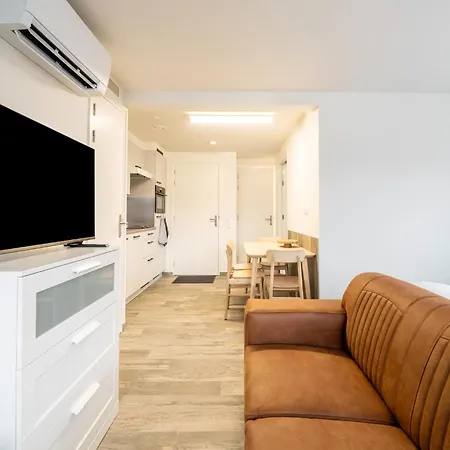 Apartment Serene With Need, Cleaning Included Landgraaf