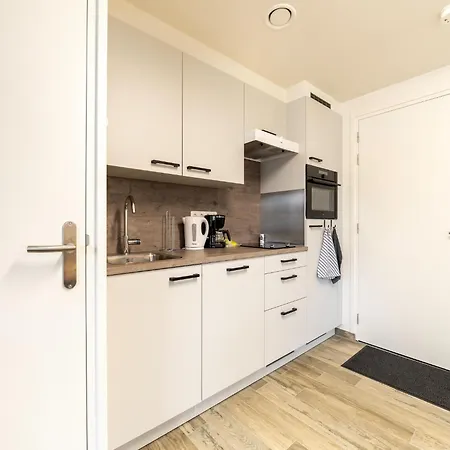 Serene With Need, Cleaning Included Apartment Landgraaf